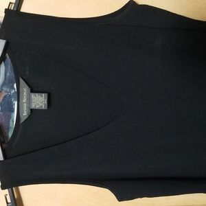Banana republic black v neck tank top xs